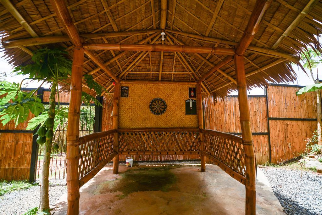 Hilltop Pool And Villa Puerto Princesa Exterior foto