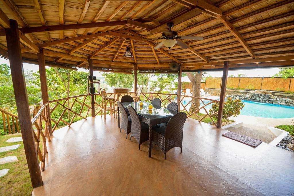 Hilltop Pool And Villa Puerto Princesa Exterior foto